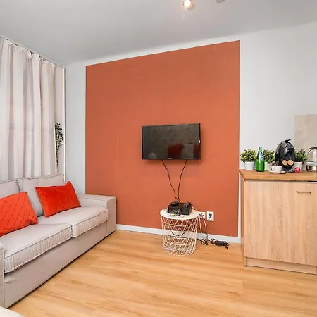 Central Apartments Grzybowska Варшава Екстер'єр фото